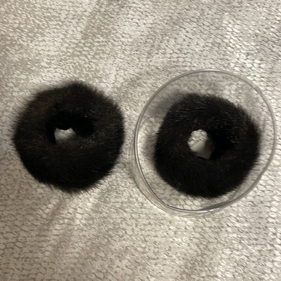 Faux fur mink cuffs, 1 pair Vintage like new - Picture 3 of 5